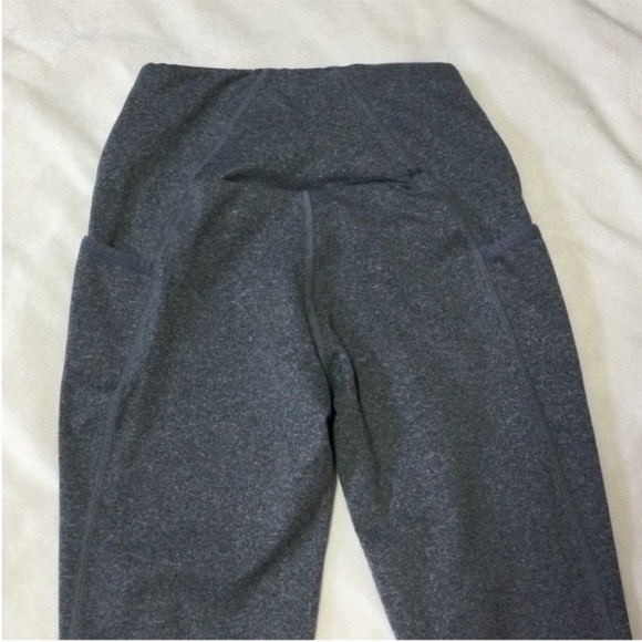 Excellent preowned condition. - Picture 4 of 4